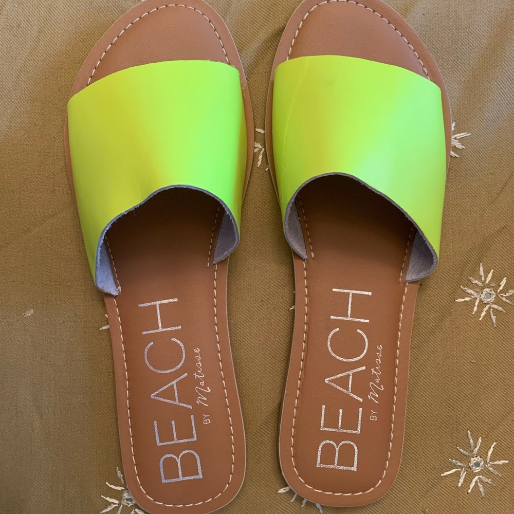 Matisse Cabana Slides